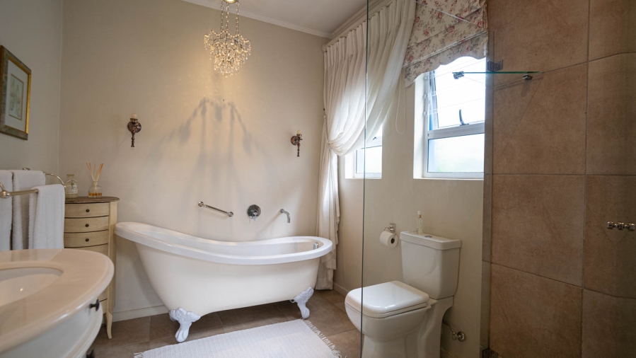 To Let 2 Bedroom Property for Rent in Broadacres Gauteng