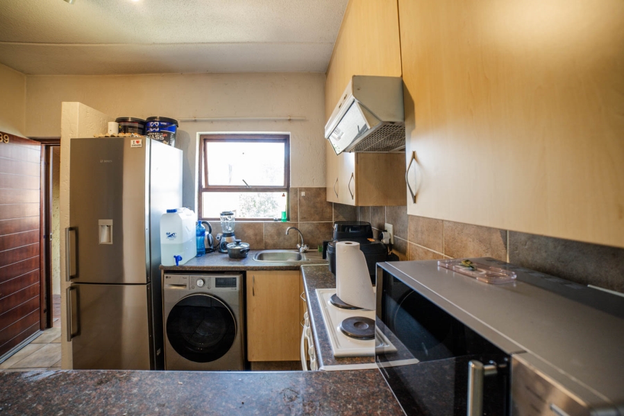 1 Bedroom Property for Sale in Pineslopes Gauteng