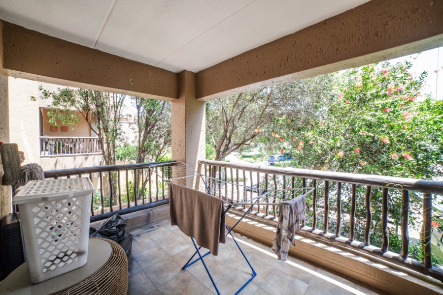 1 Bedroom Property for Sale in Pineslopes Gauteng