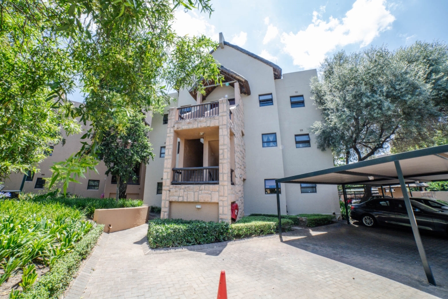 1 Bedroom Property for Sale in Pineslopes Gauteng