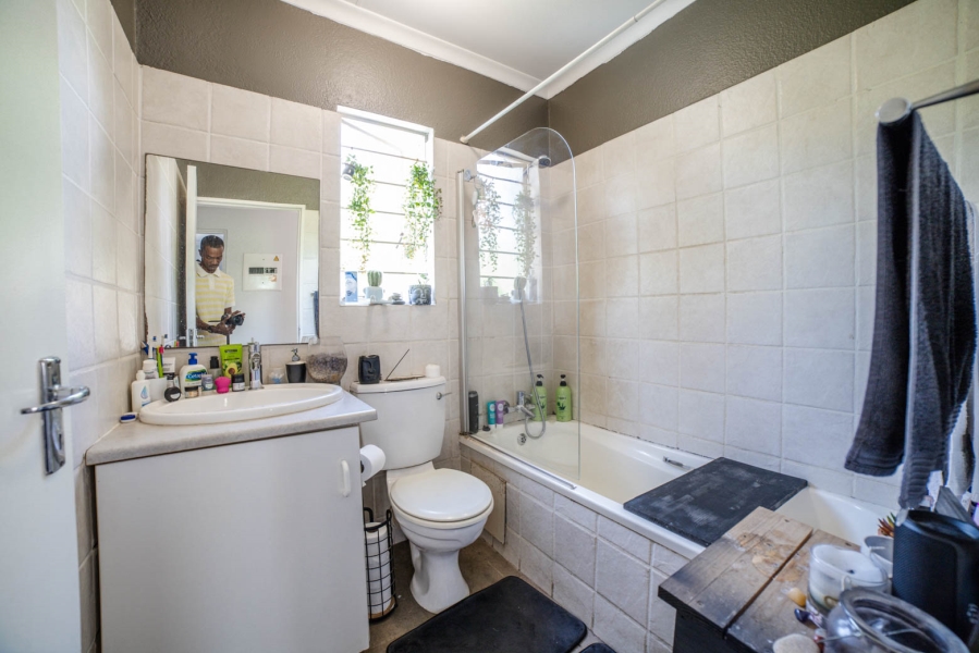 2 Bedroom Property for Sale in Douglasdale Gauteng