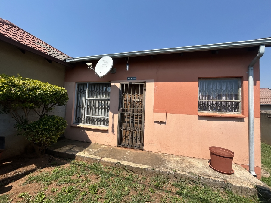 2 Bedroom Property for Sale in Fleurhof Gauteng