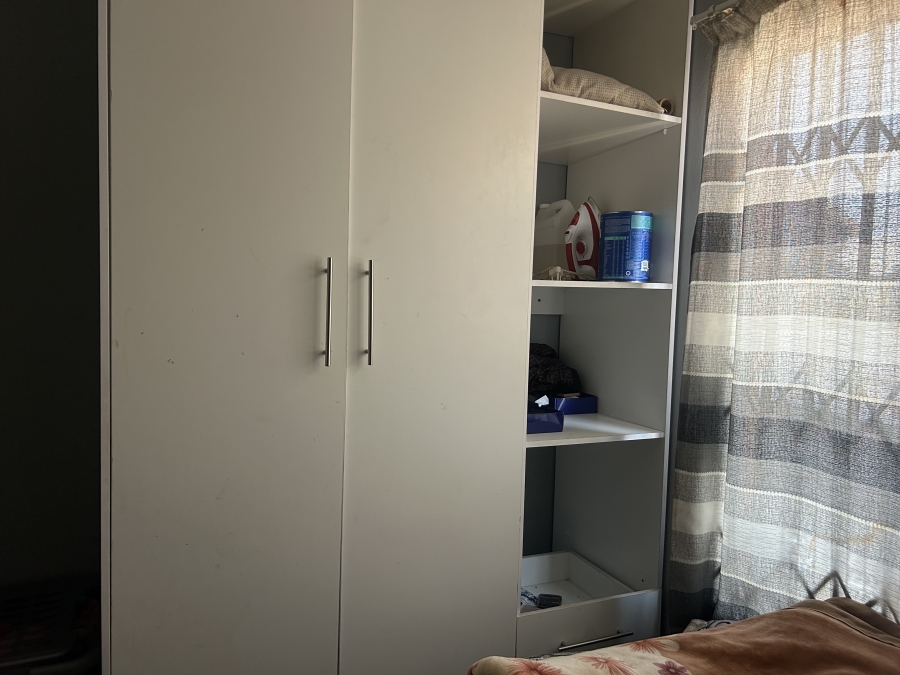 2 Bedroom Property for Sale in Fleurhof Gauteng