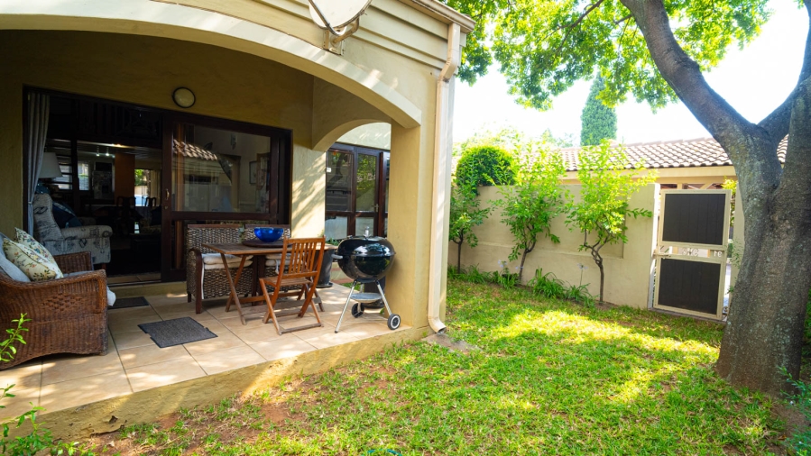 To Let 2 Bedroom Property for Rent in Lonehill Gauteng