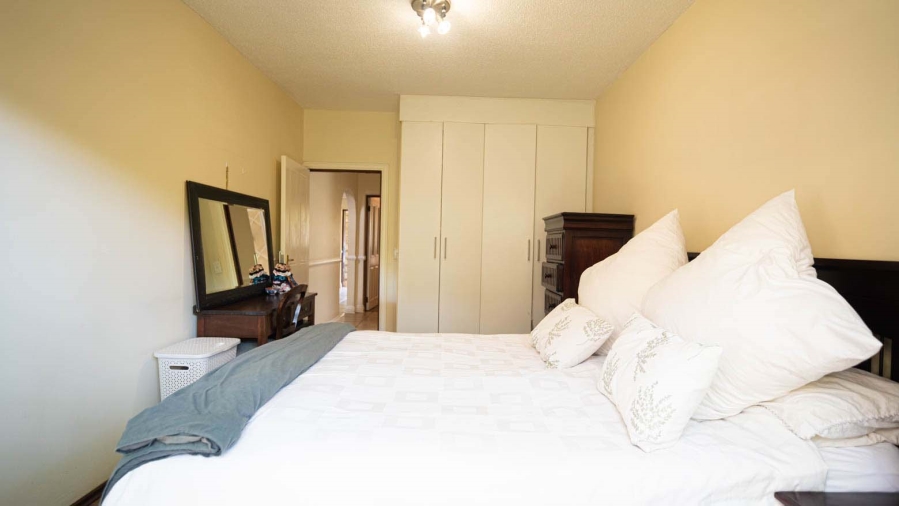 To Let 2 Bedroom Property for Rent in Lonehill Gauteng