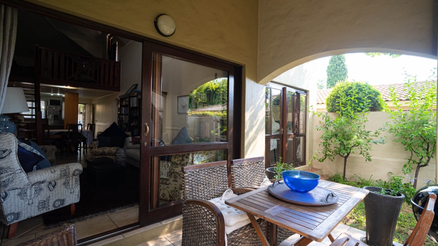 To Let 2 Bedroom Property for Rent in Lonehill Gauteng