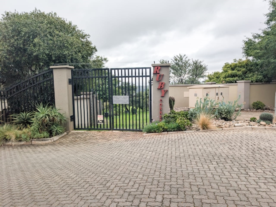 2 Bedroom Property for Sale in Homes Haven Gauteng