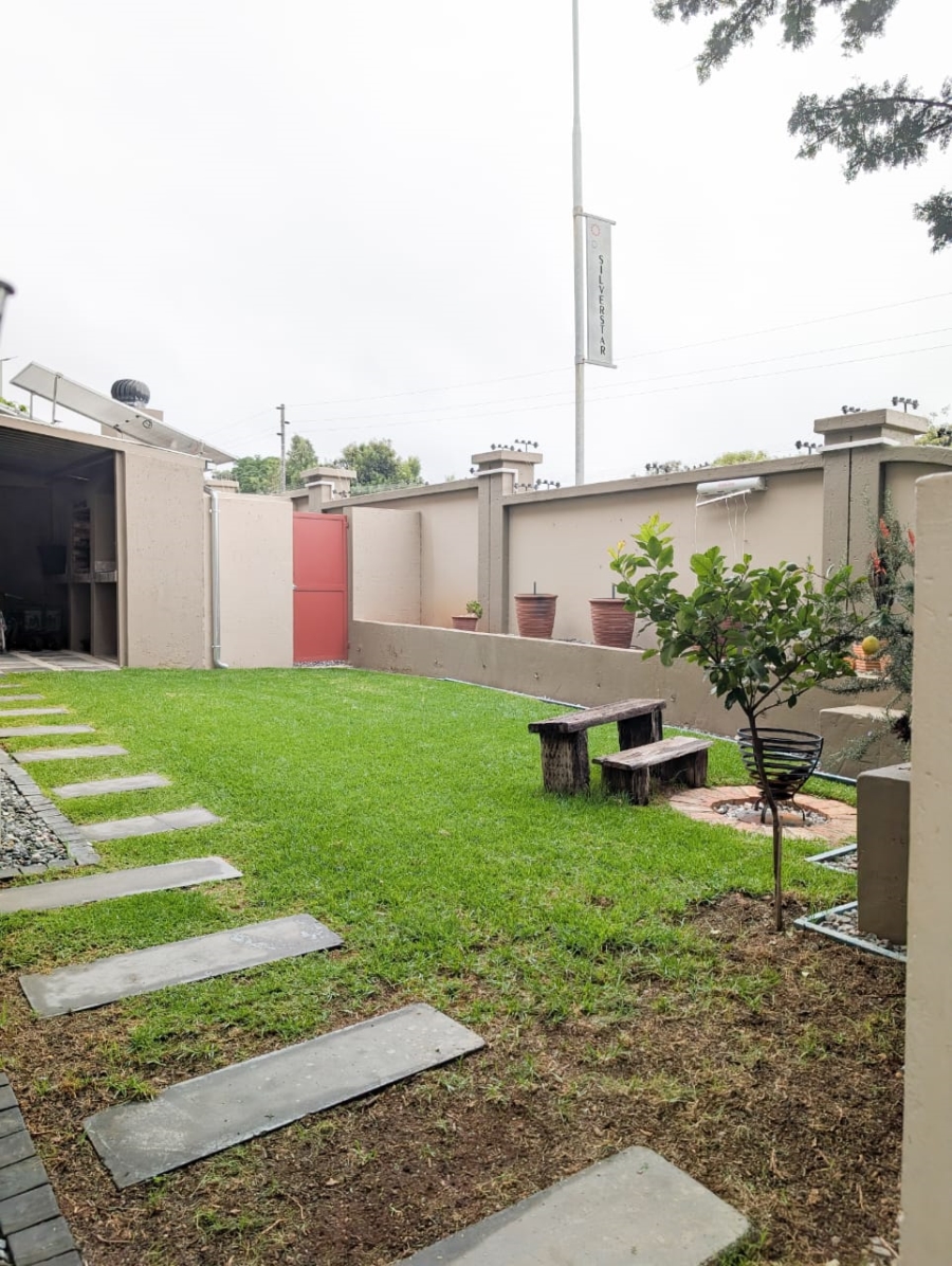 2 Bedroom Property for Sale in Homes Haven Gauteng