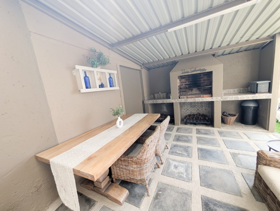 2 Bedroom Property for Sale in Homes Haven Gauteng