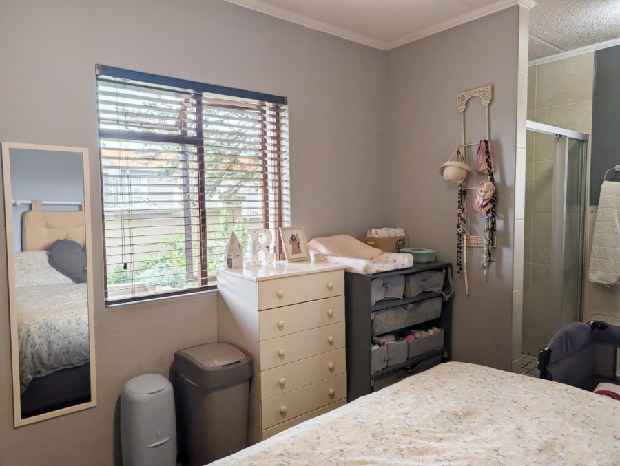 2 Bedroom Property for Sale in Homes Haven Gauteng