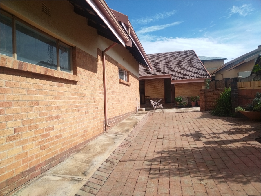 4 Bedroom Property for Sale in Horison Gauteng