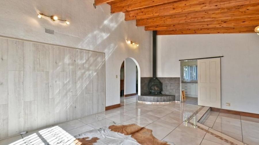 4 Bedroom Property for Sale in Brackenhurst Gauteng