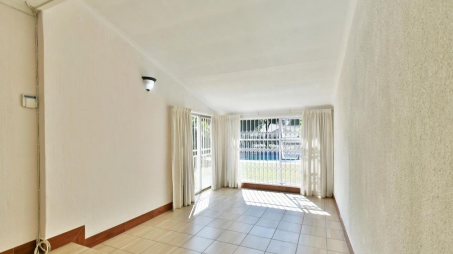 4 Bedroom Property for Sale in Brackenhurst Gauteng