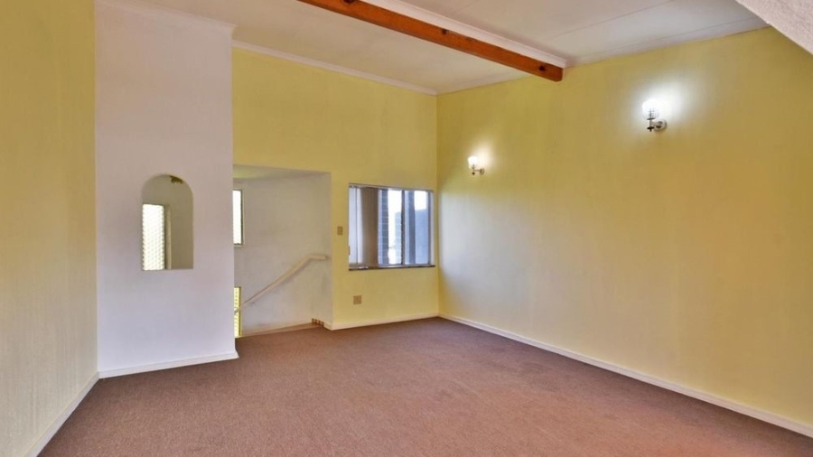 4 Bedroom Property for Sale in Brackenhurst Gauteng