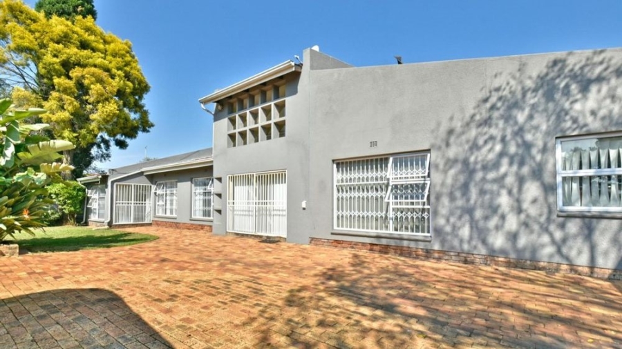 4 Bedroom Property for Sale in Brackenhurst Gauteng