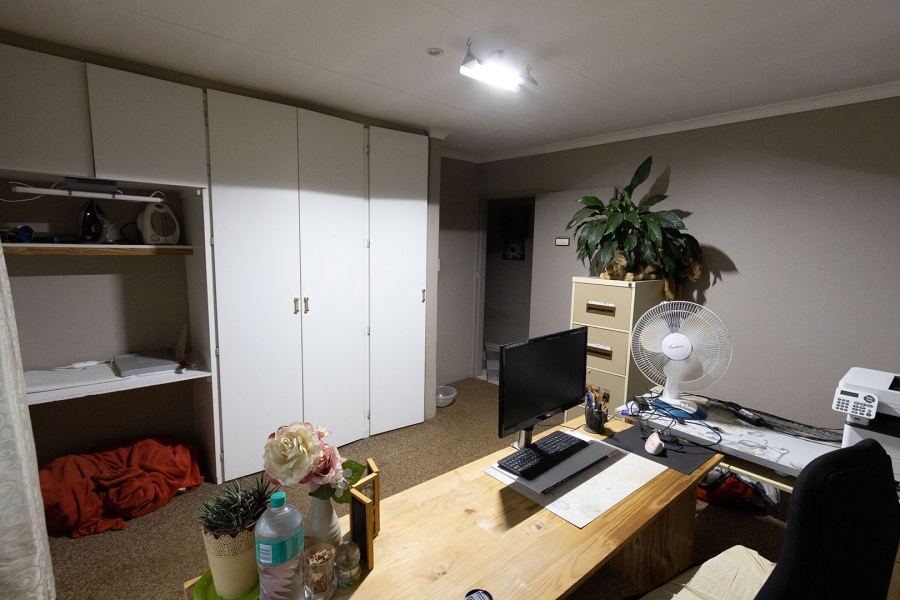 Commercial Property for Sale in Bredell Gauteng