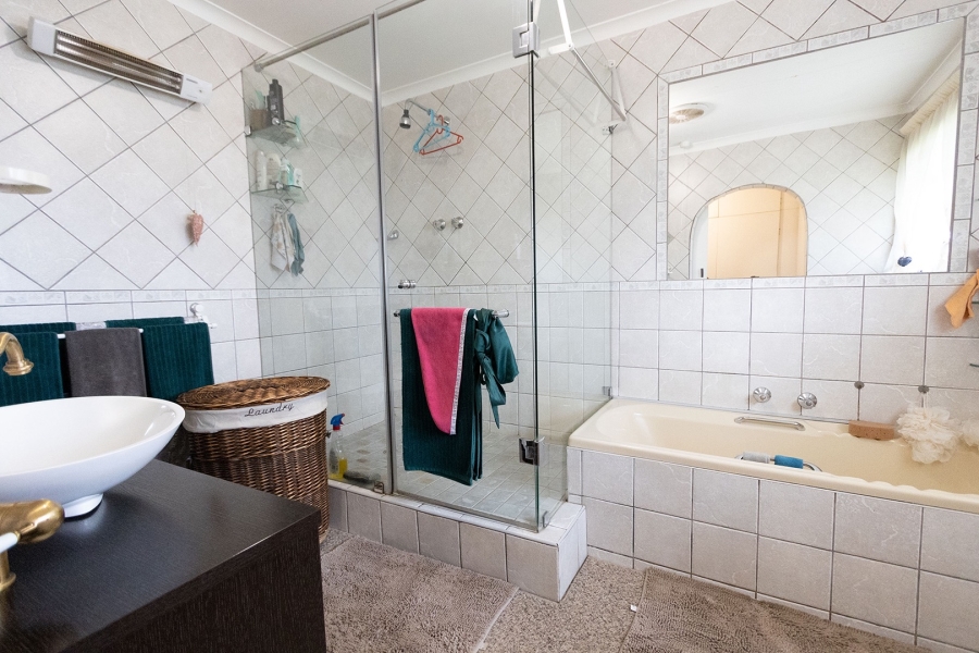 Commercial Property for Sale in Bredell Gauteng