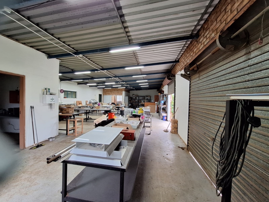 Commercial Property for Sale in Bredell Gauteng