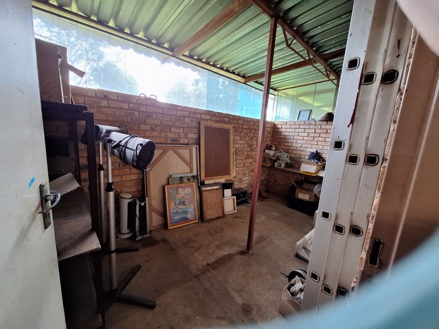 Commercial Property for Sale in Bredell Gauteng