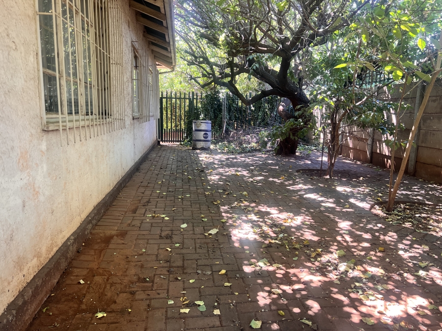 4 Bedroom Property for Sale in Vanderbijlpark CW 1 Gauteng