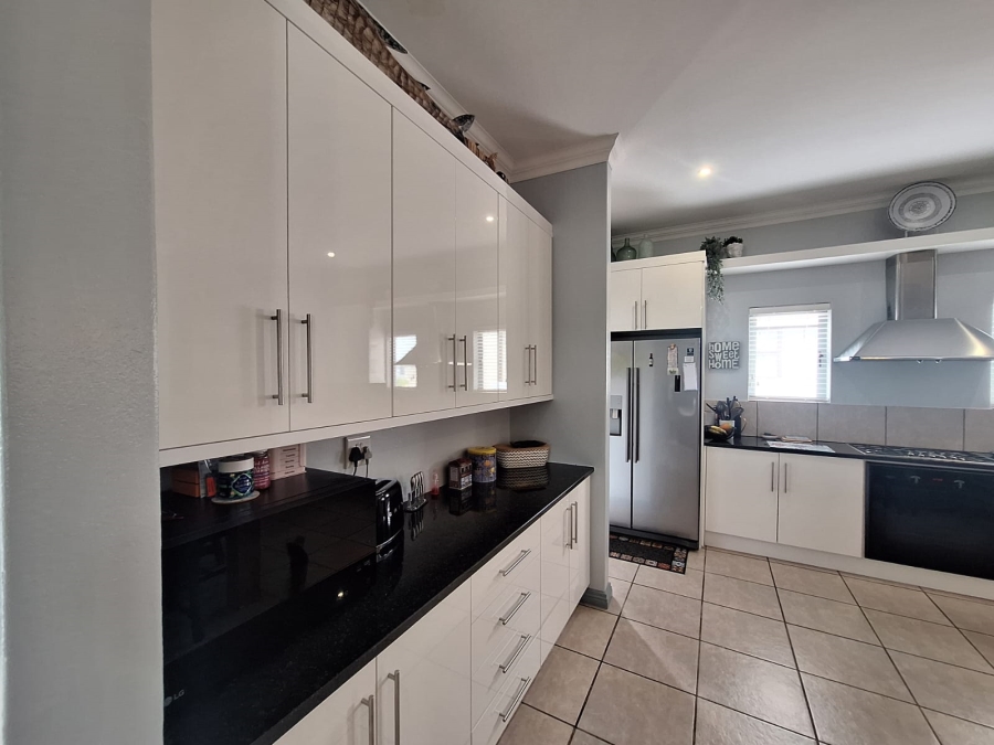 4 Bedroom Property for Sale in Vaal Marina Gauteng