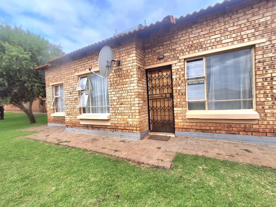 3 Bedroom Property for Sale in Dawn Park Gauteng