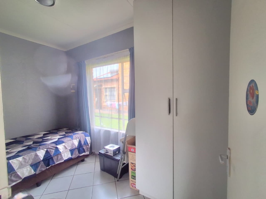 3 Bedroom Property for Sale in Dawn Park Gauteng