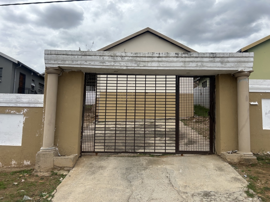 3 Bedroom Property for Sale in Fleurhof Gauteng