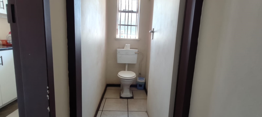 Commercial Property for Sale in Silverfields Gauteng