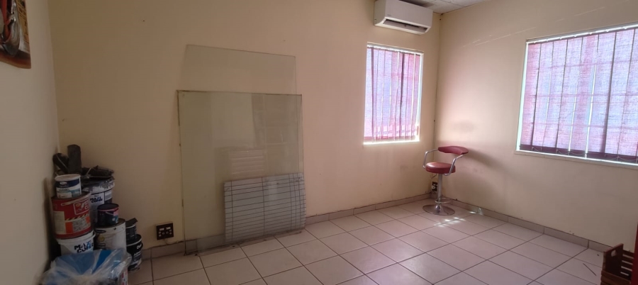 Commercial Property for Sale in Silverfields Gauteng