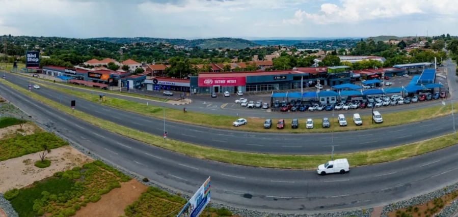 To Let commercial Property for Rent in Helderkruin Gauteng