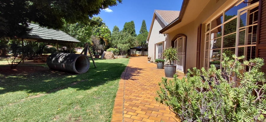 6 Bedroom Property for Sale in Boksburg West Gauteng