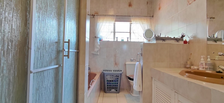 6 Bedroom Property for Sale in Boksburg West Gauteng