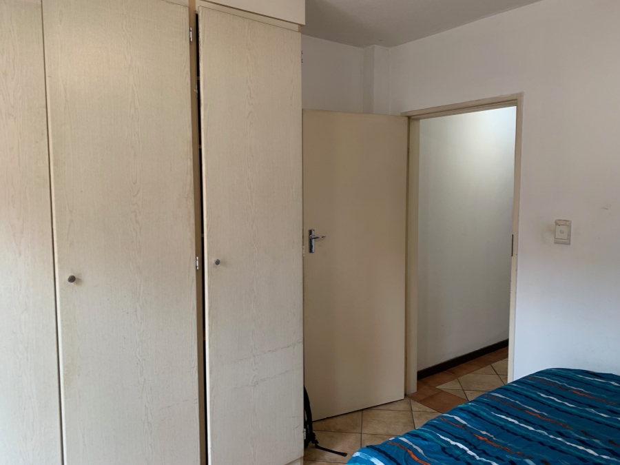 2 Bedroom Property for Sale in Die Hoewes Gauteng