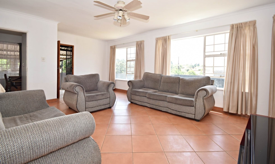 4 Bedroom Property for Sale in Bromhof Gauteng