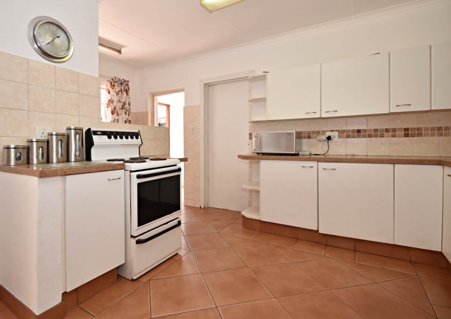 4 Bedroom Property for Sale in Bromhof Gauteng