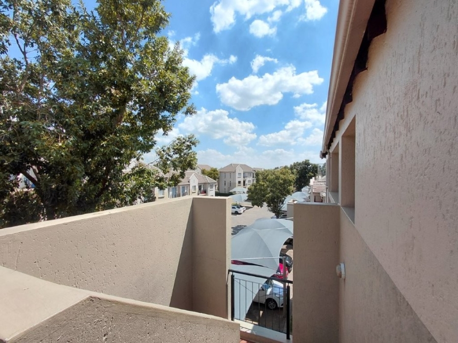 2 Bedroom Property for Sale in Klippoortje Gauteng