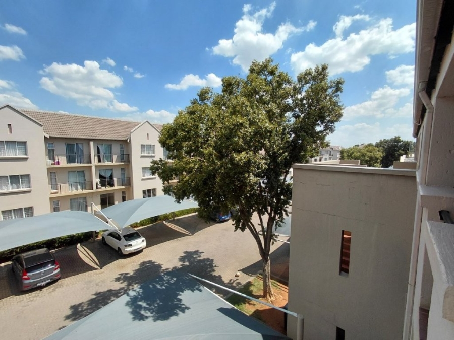 2 Bedroom Property for Sale in Klippoortje Gauteng
