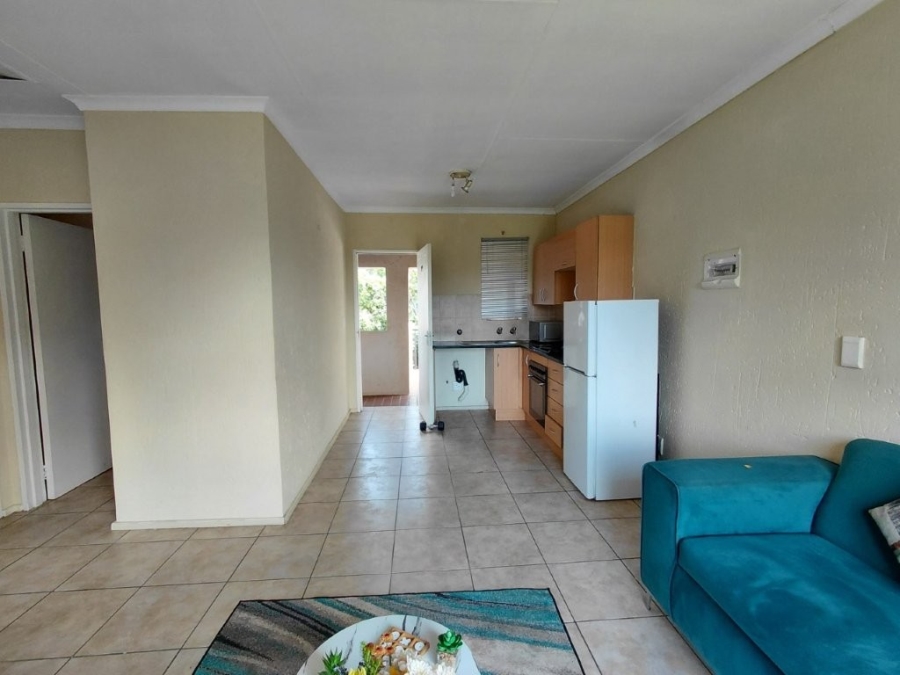 2 Bedroom Property for Sale in Klippoortje Gauteng