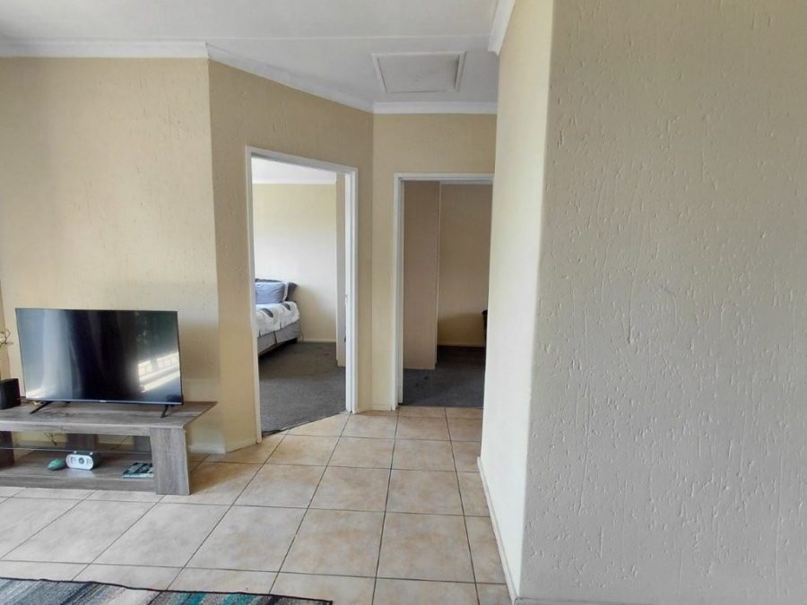 2 Bedroom Property for Sale in Klippoortje Gauteng
