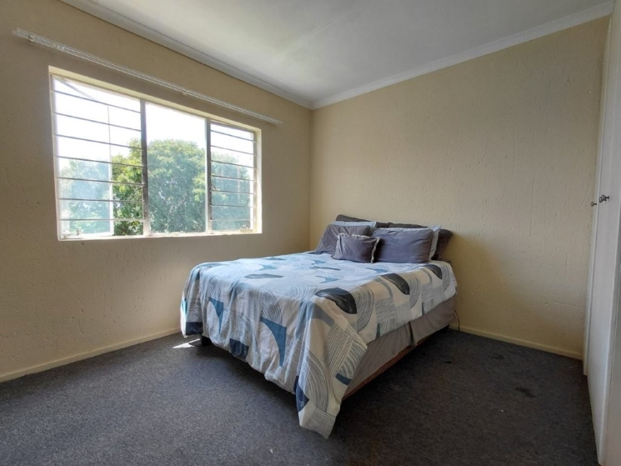 2 Bedroom Property for Sale in Klippoortje Gauteng