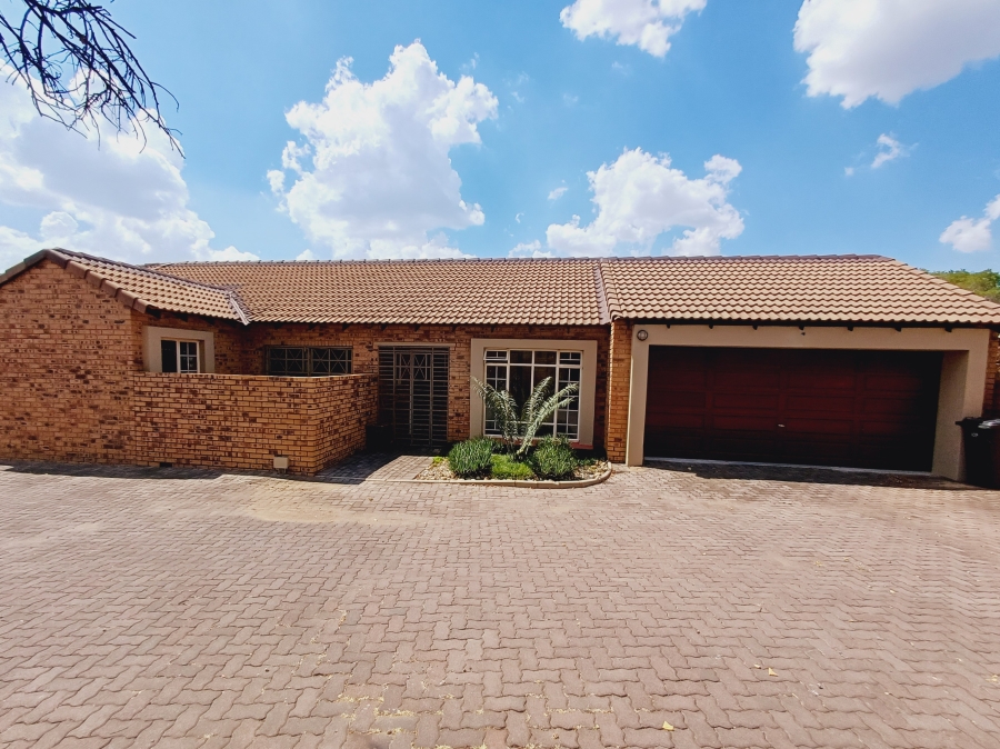 3 Bedroom Property for Sale in Moreleta Park Gauteng