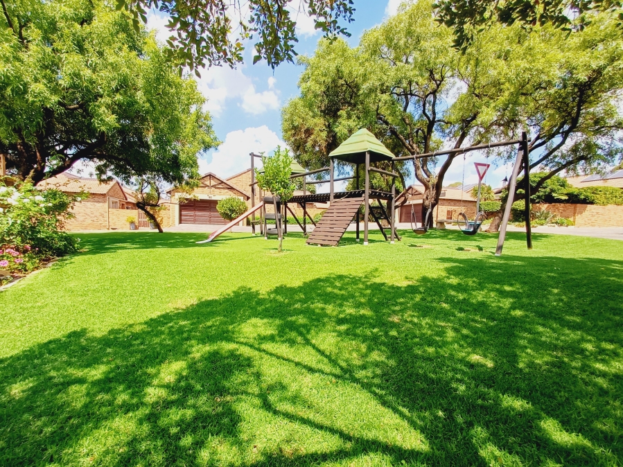 3 Bedroom Property for Sale in Moreleta Park Gauteng