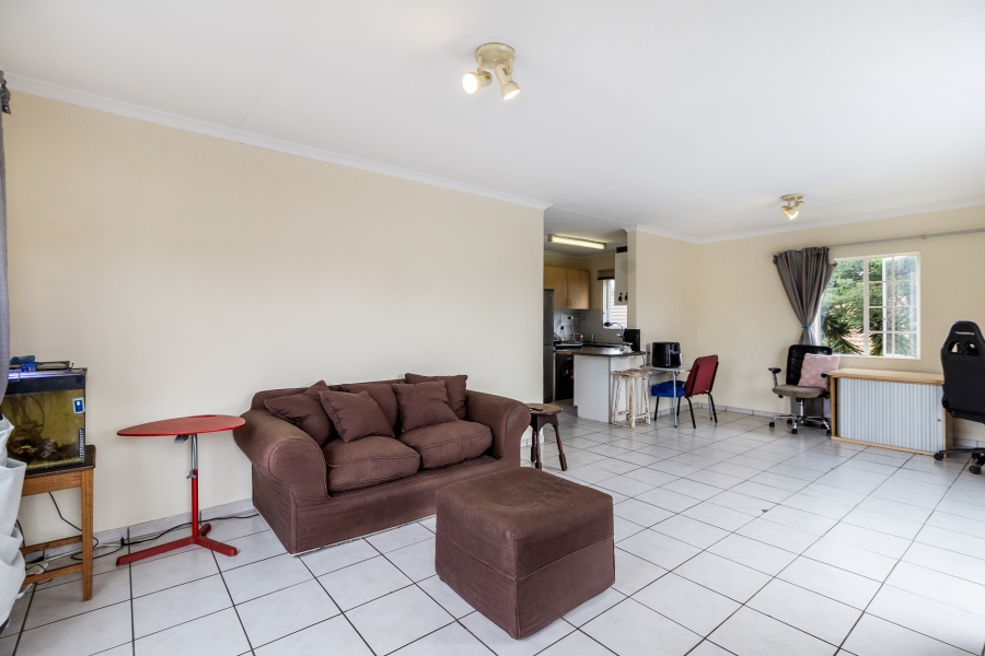 2 Bedroom Property for Sale in Rietvalleirand Gauteng