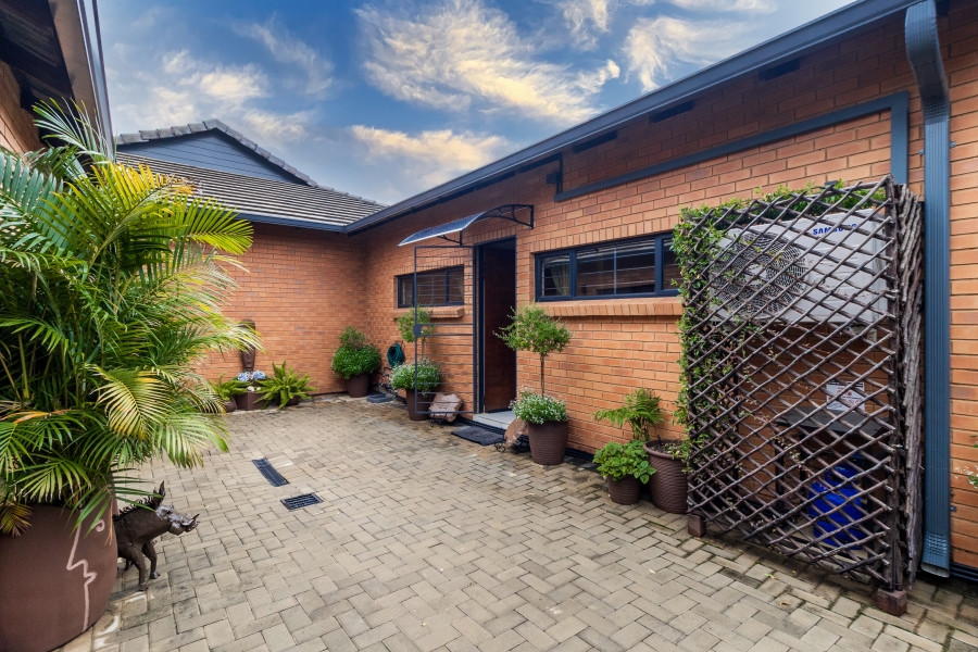 3 Bedroom Property for Sale in Rietvalleirand Gauteng