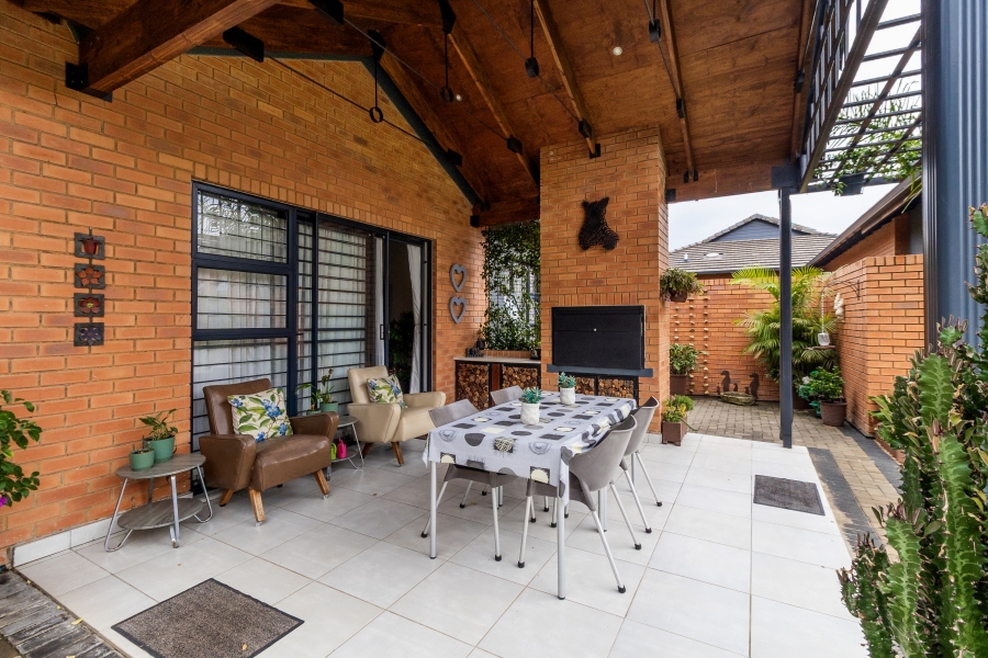 3 Bedroom Property for Sale in Rietvalleirand Gauteng