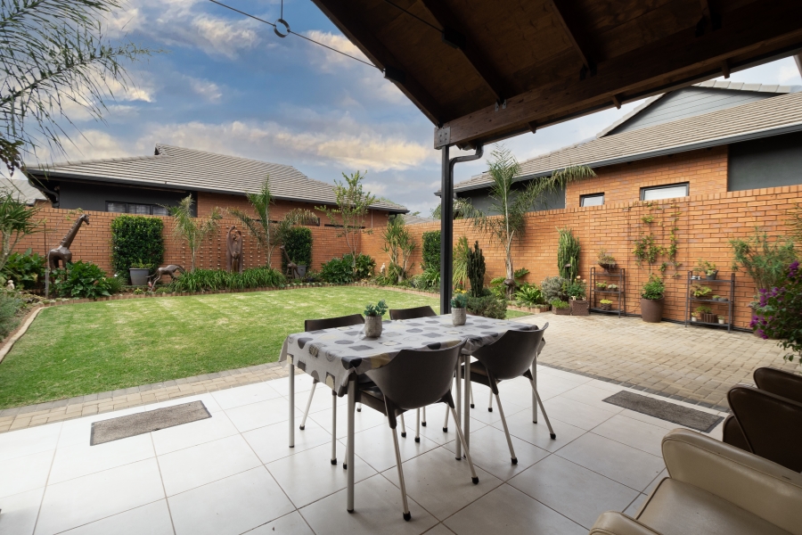 3 Bedroom Property for Sale in Rietvalleirand Gauteng