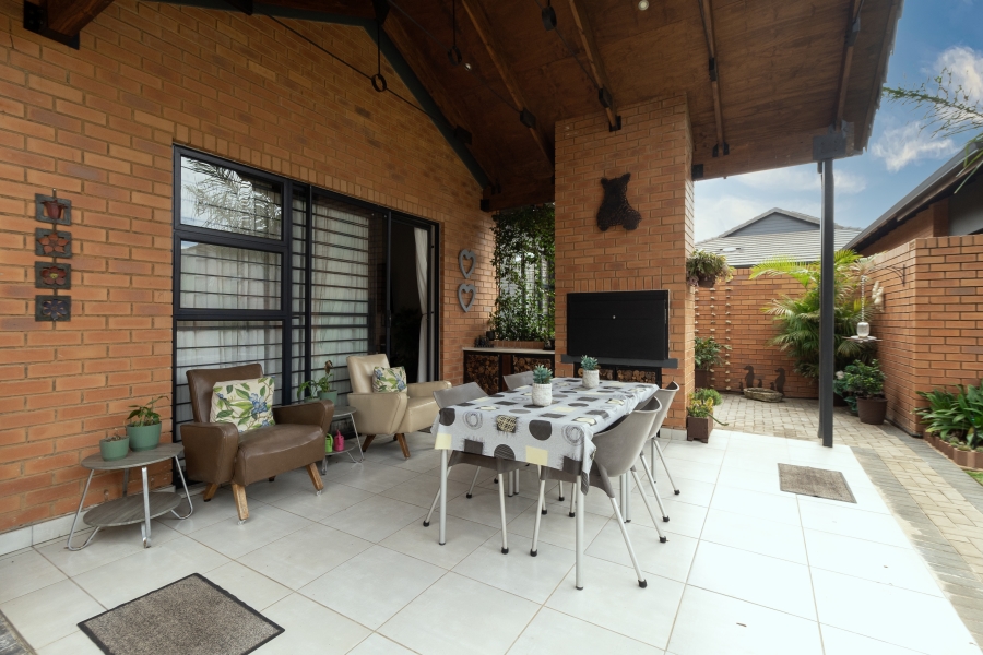 3 Bedroom Property for Sale in Rietvalleirand Gauteng