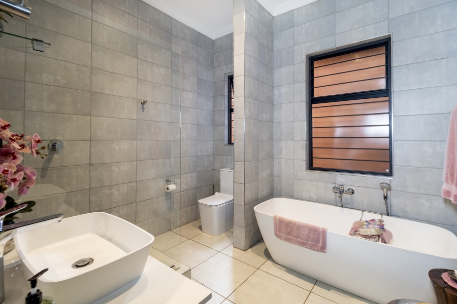 3 Bedroom Property for Sale in Rietvalleirand Gauteng