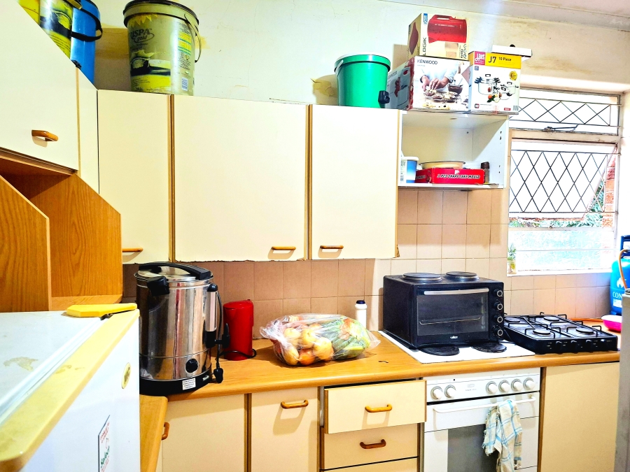 1 Bedroom Property for Sale in Windsor East Gauteng